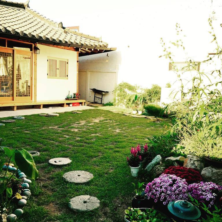 Jeonju Indigo Hanok Guesthouse Exteriör bild