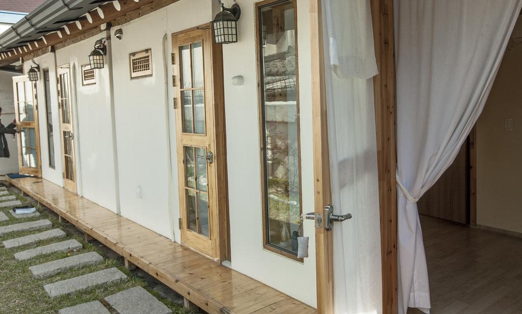 Jeonju Indigo Hanok Guesthouse Exteriör bild